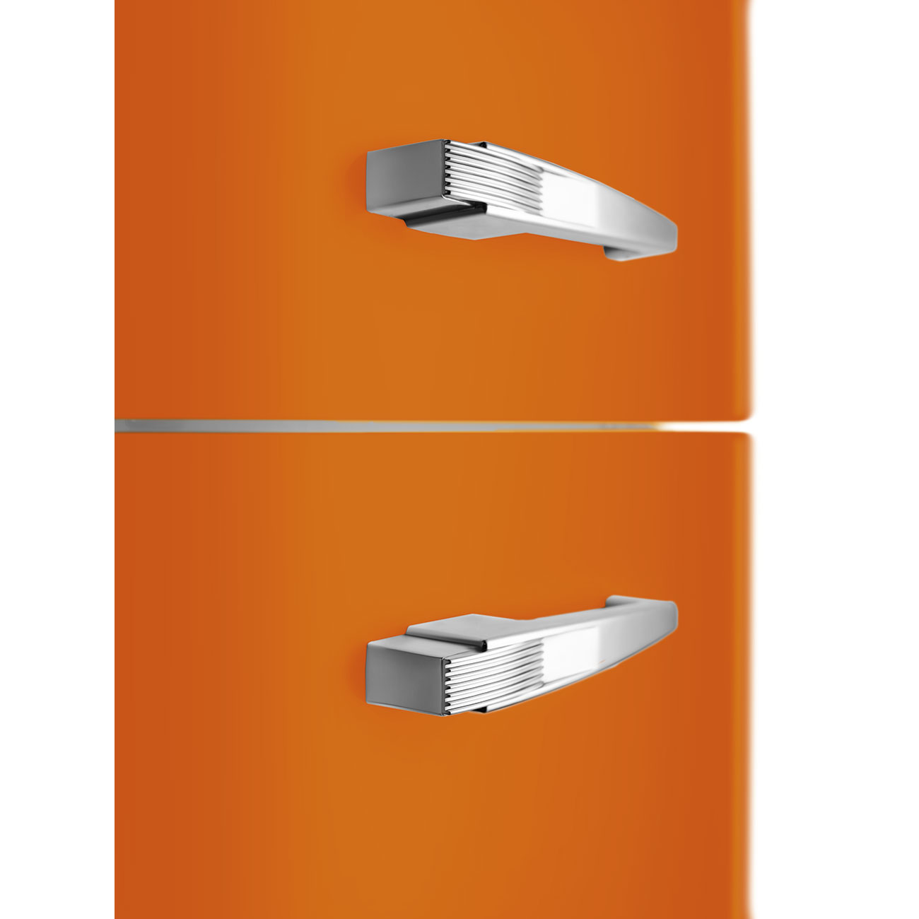 SMEG FAB32ROR5 Отдельностоящий двухдверный холодильник, стиль 50-х годов, 60 см, оранжевый, No-Frost, петли справа
