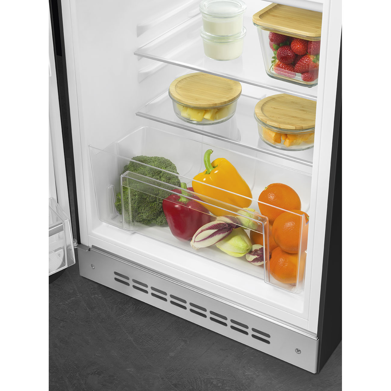 SMEG FAB10LBL5 Отдельностоящий однодверный холодильник, 54,5 см, черный, дверной упор слева