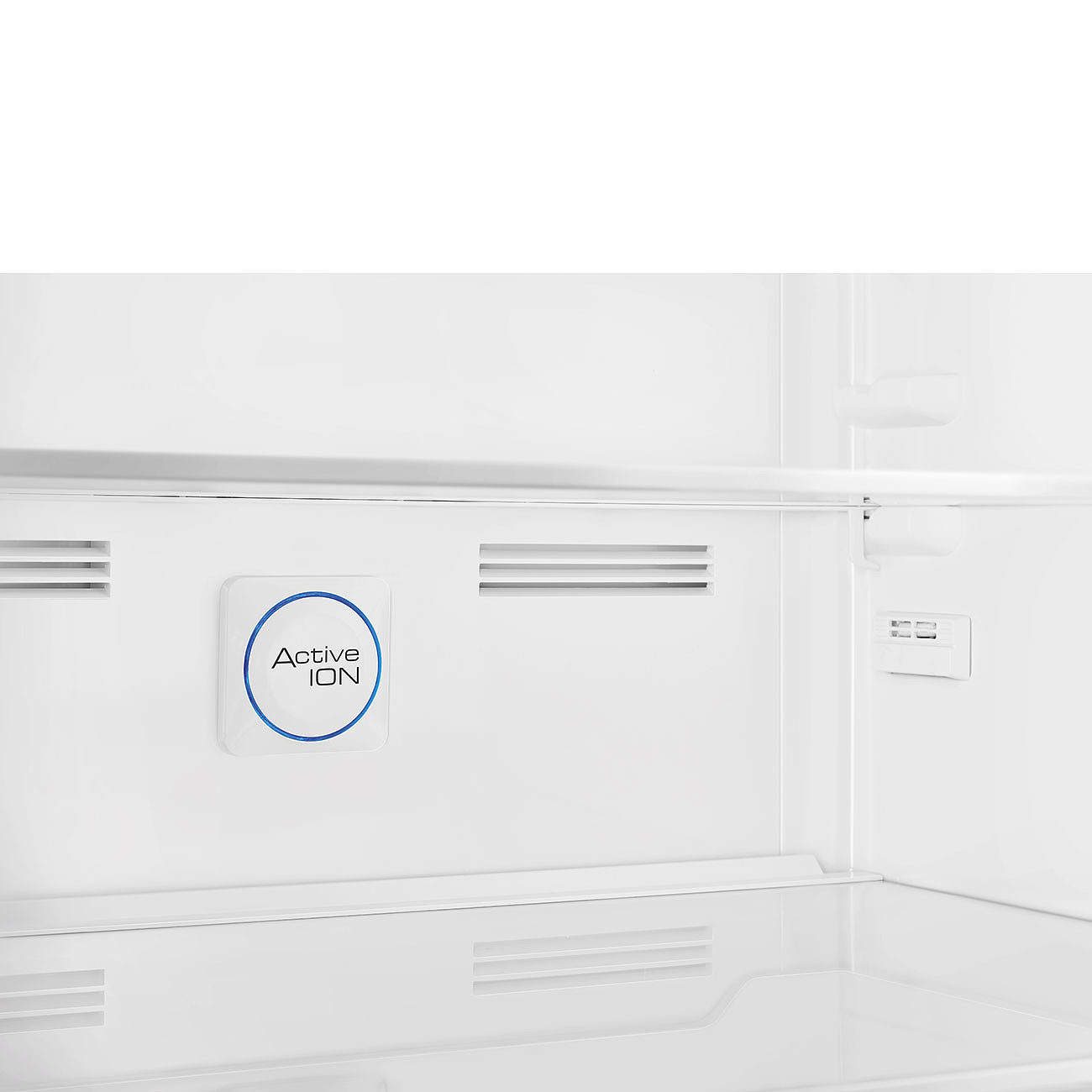 SMEG FAB38RWH5 Отдельностоящий двухдверный холодильник, стиль 50-х годов, 70 см, белый, No-frost, петли справа