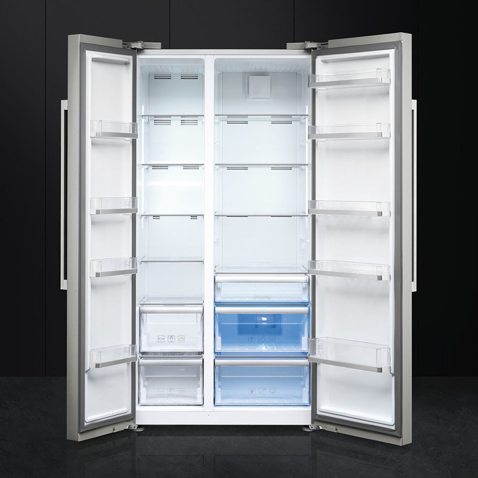SMEG SBS63XE Отдельностоящий холодильник SIde-by-side,нержавеющая сталь, обработка против отпечатков пальцев. No-frost